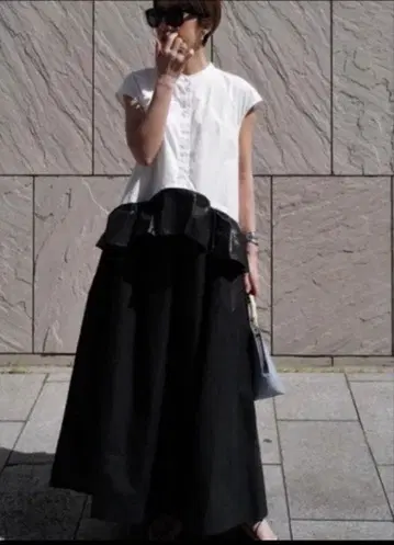 이소재 도킹 셔츠 원피스 마차트 미사용 새상품 화이트 블랙