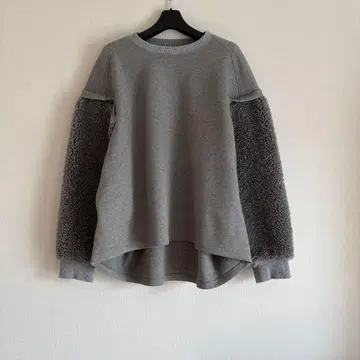 [ 새상품급 ] 파시오네 맨투맨 퍼 루즈핏