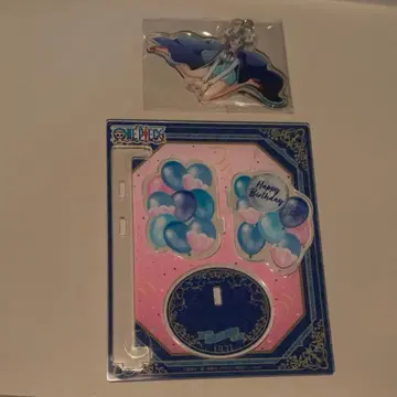 ONE PIECE 무기와라 스토어 벌스데이 흔들흔들 아크릴 스탠드 울티