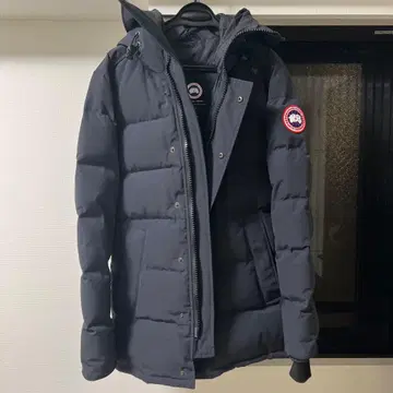 Canada Goose 다운 자켓 네이비