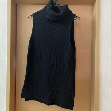 GALLARDAGALANTE 터틀넥 니트 베스트