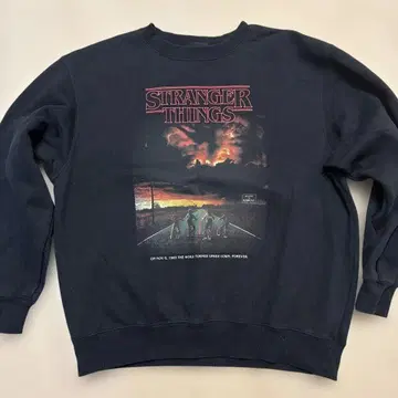 Stranger Things 기묘한 이야기 맨투맨 M