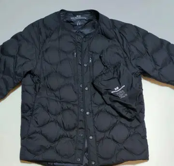 화이트 마운티니어링 울트라 라이트 다운 유니클로 M