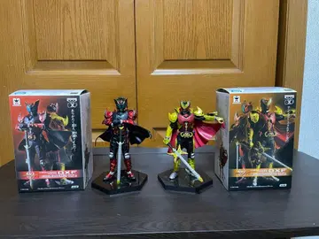 개봉품 DXF 가면라이더 키바 엠퍼러 폼 다크 키바 2개 세트