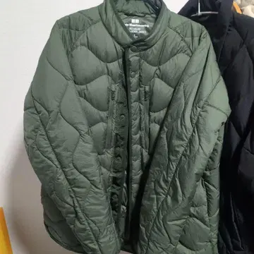 화이트 마운테니어링 하이브리드 다운 재킷