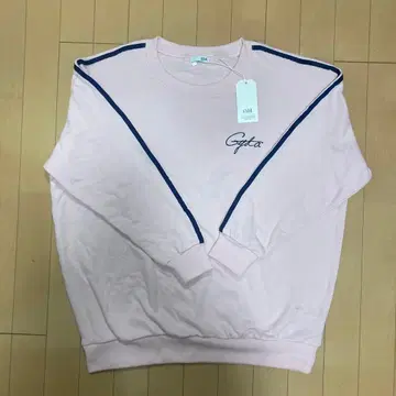 [ 새상품 ] GYDA 한정판 트랙 라인 맨투맨 상의