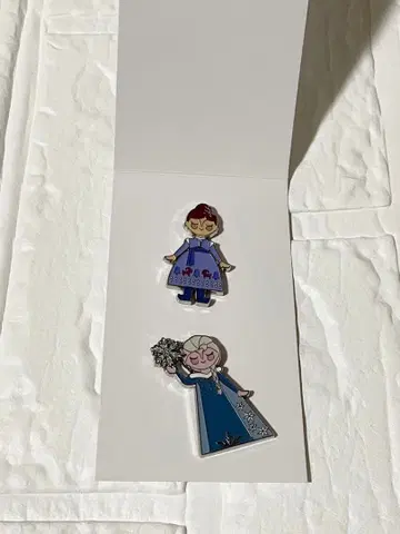겨울왕국 핀 배지 2개 세트