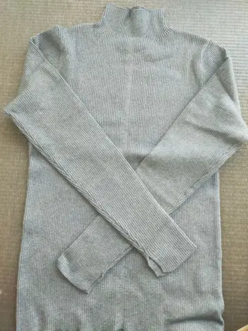 미사용 새상품 CLOCHE 긴팔 그레이 니트 Mal. 레레레님