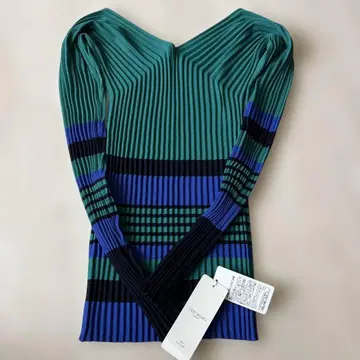 택 포함 새상품 리브 스트라이프 V넥 니트