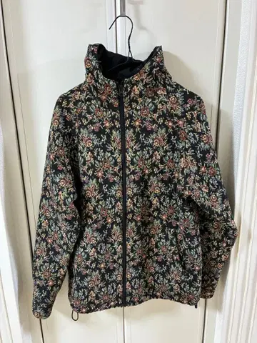 꽃무늬 나일론 마운틴 후드티 차오패닉 Ciaopanic