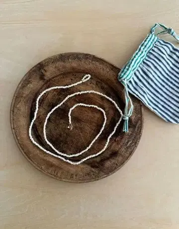 앤티크 비즈 목걸이 차햇