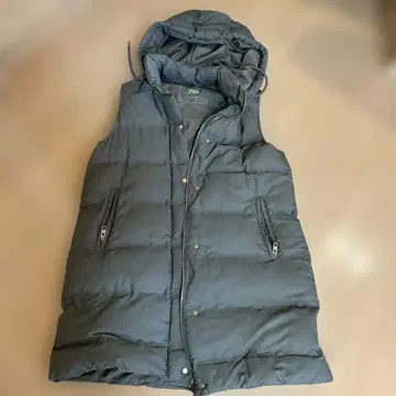 ZARA* 후드 부착 다운 베스트