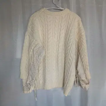 아이보리 케이블 니트 셔츠 오버 사이즈