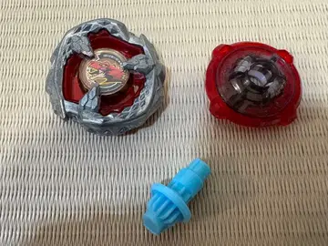 베이블레이드X 랜덤 부스터 티라노비트 4-70Q 개봉 완료 베이코드 없음