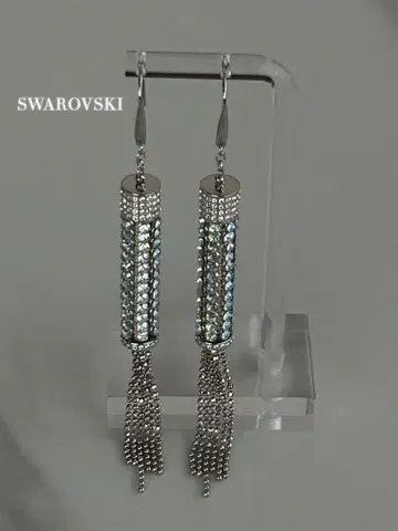 SWAROVSKI 스와로브스키 후크 귀걸이
