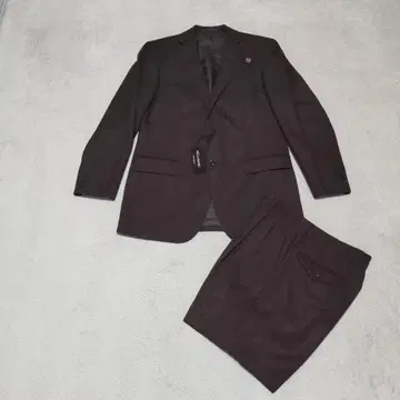 새상품급  2버튼 셋업 브라운 섀도우 스트라이프 A7