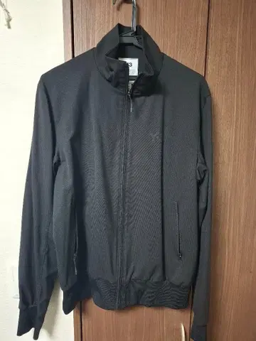 Y-3 블랙 집업 자켓