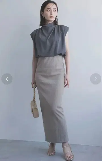 리브 컷 타이트 스커트