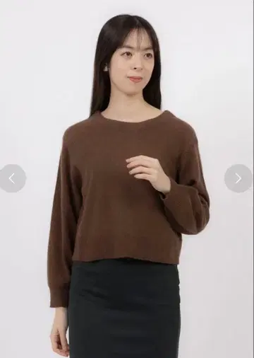 라쿤 크롭 니트