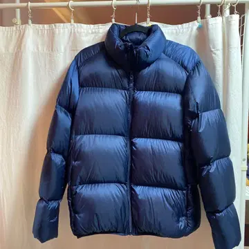 [ 미사용 ] 유니클로 울트라 라이트 볼륨 다운