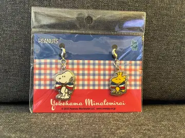 스누피타운 요코하마 미나토미라이 한정판 참 2개 세트