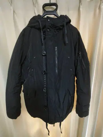 빔즈 블랙 다운 자켓