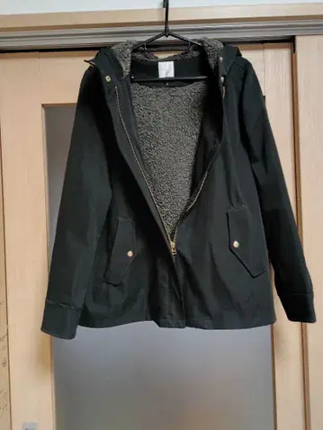 DRESKIP 블랙 마운틴 파카