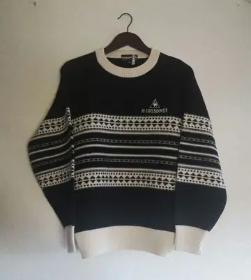 르꼬끄 스포르티브 기하학 패턴 스웨터