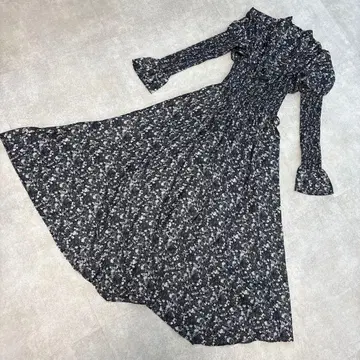 새상품 Fray id 꽃무늬 플레어 슬리브 롱 원피스