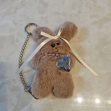 SNIDEL 토끼 참 키링