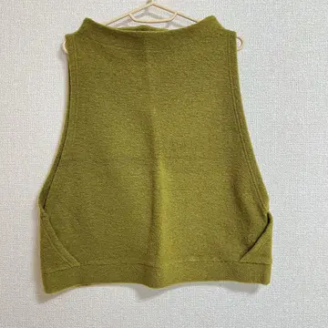 일본제 슬리버 니트 베스트 nachukara / 피스타치오