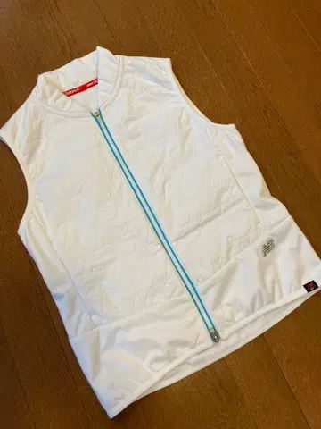 착용 1회 뉴발란스 베스트 S