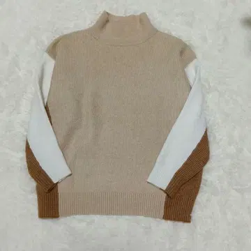 Alphabet's alphabet 긴팔 스웨터 F 베이지/화이트/브라운