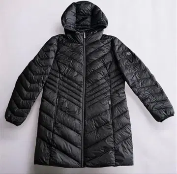 새상품급 마이클코어스 다운 코트 다운 자켓 올 패턴 로고 L 블랙