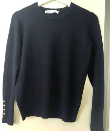 ZARA 네이비 긴팔 니트 스웨터 미사용