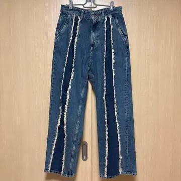 [ 새상품급 EUR38 ] ZARA 프린지 디자인 배기 데님 팬츠