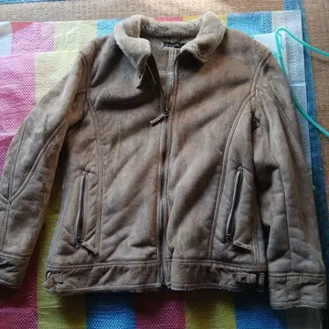 Royal Harex 페이크 무스탕 자켓