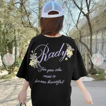 Rady 꽃무늬 프린트 블랙 T셔츠