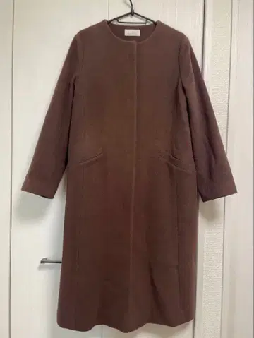 BARNEYS NEWYORK 브라운 롱 코트