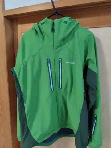 montbell 파우더 셰드 파카 그린