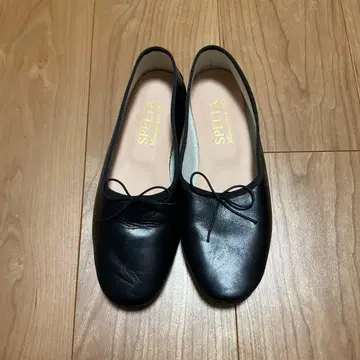 SPELTA 스펠타 블랙 가죽 발레 슈즈 37