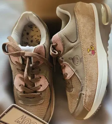 미사용 무민 리틀 미이 스니커즈