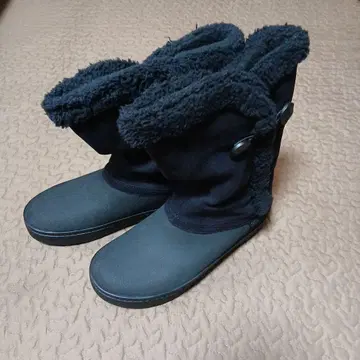 crocs 블랙 부츠
