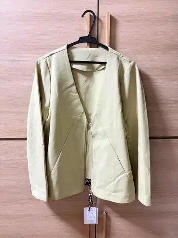 calma 성인 모드 V넥 지퍼 자켓 사이즈 9