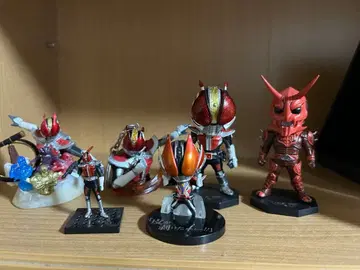 가면라이더 덴오 피규어 키링 세트 소드폼 모모타로스