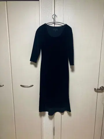 언타이틀 크리스마스 벨벳 원피스 블랙