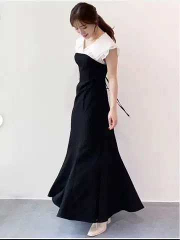 코코딜 COCO DEAL 세일러 카라 도킹 머메이드 원피스 M