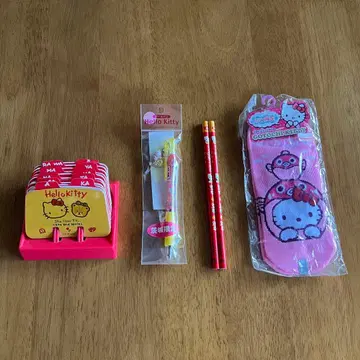 헬로키티 키티 레트로 지역 한정 주소록 연필 양말 볼펜