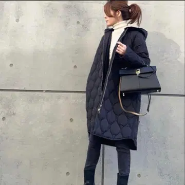 새상품 Emma Taylor 미 실루엣 3way 퀼팅 푸드코트