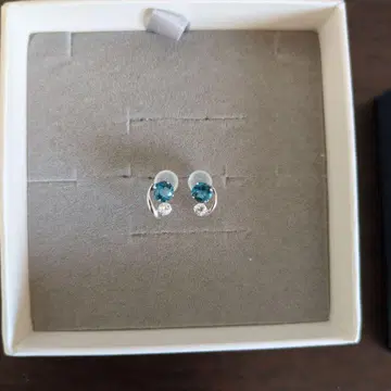 쥬얼리 츠츠미 런던 블루 토파즈 귀걸이